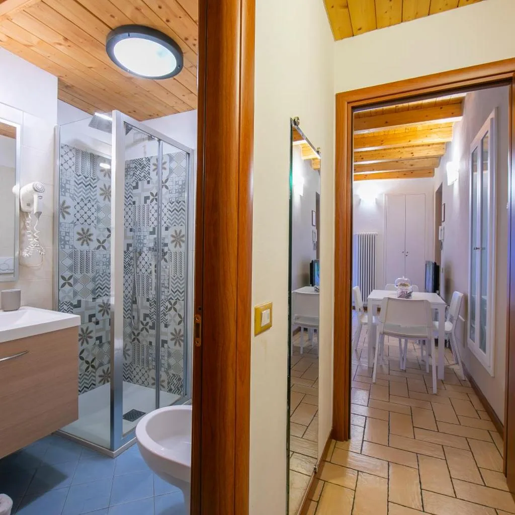 Le Stanze del Lago Apartments - صورة 9