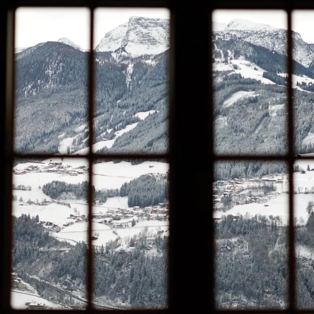 Schulhaus Tirol - صورة 19