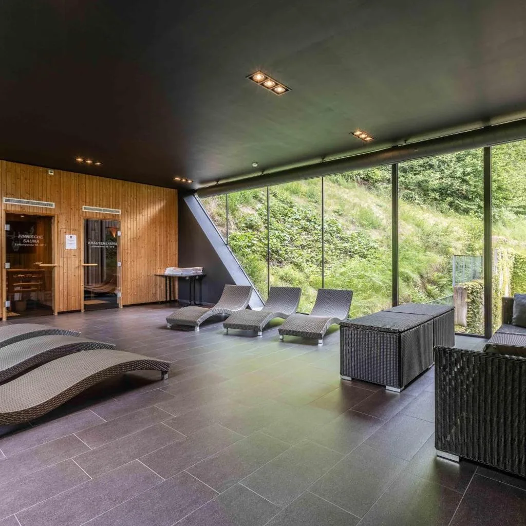 Bellevue Residences - Luxurious Lakeside Apartments - صورة 13