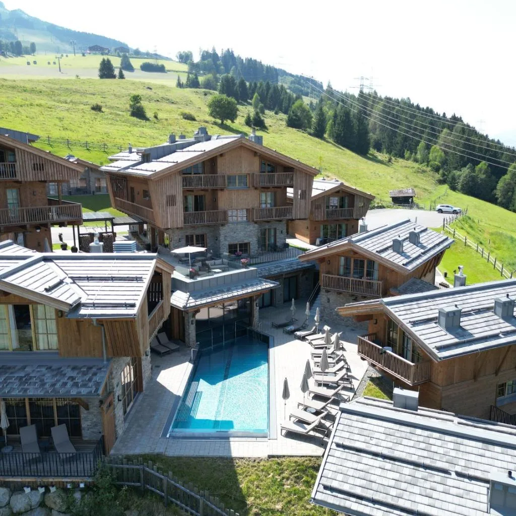 Premium Chalets by ZAGLGUT, Zell am See-Kaprun - Wellness & Infinity Pool, Air Conditioning, Panoramic Views & Summer Card Included - صورة 12