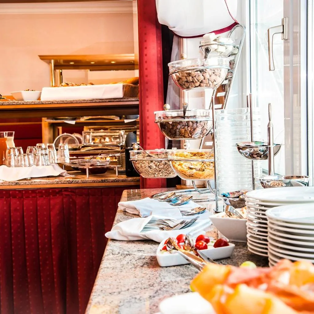Hotel Corvinus Vienna - صورة 7