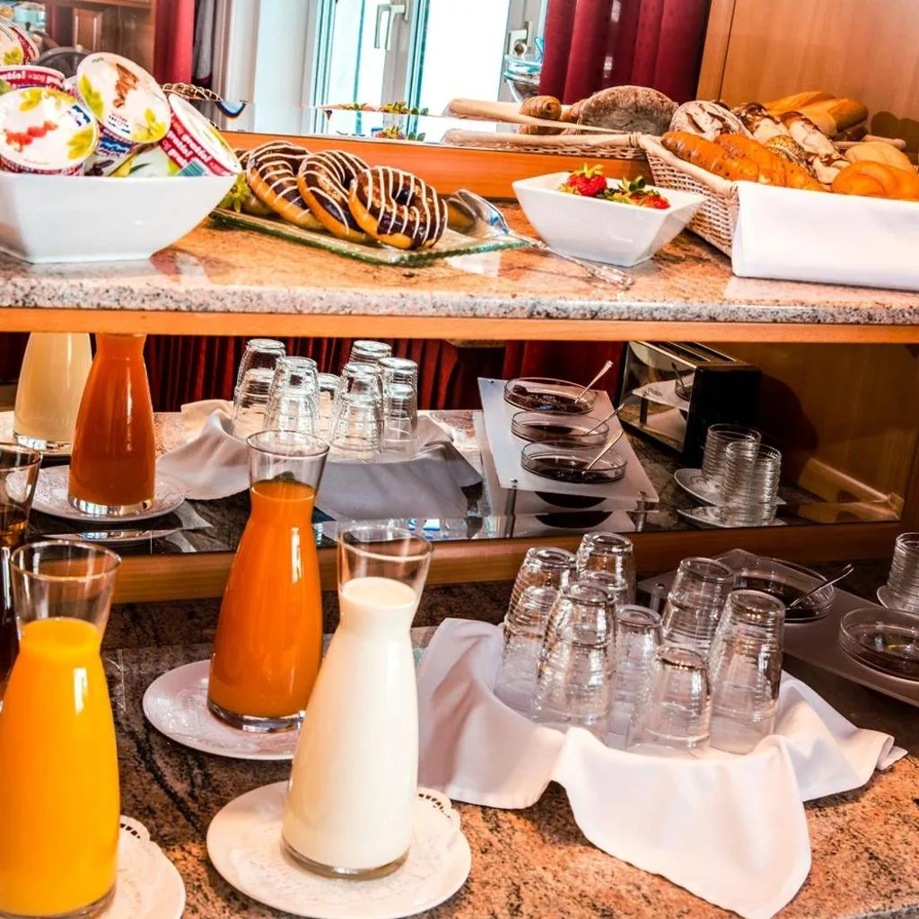 Hotel Corvinus Vienna - صورة 8