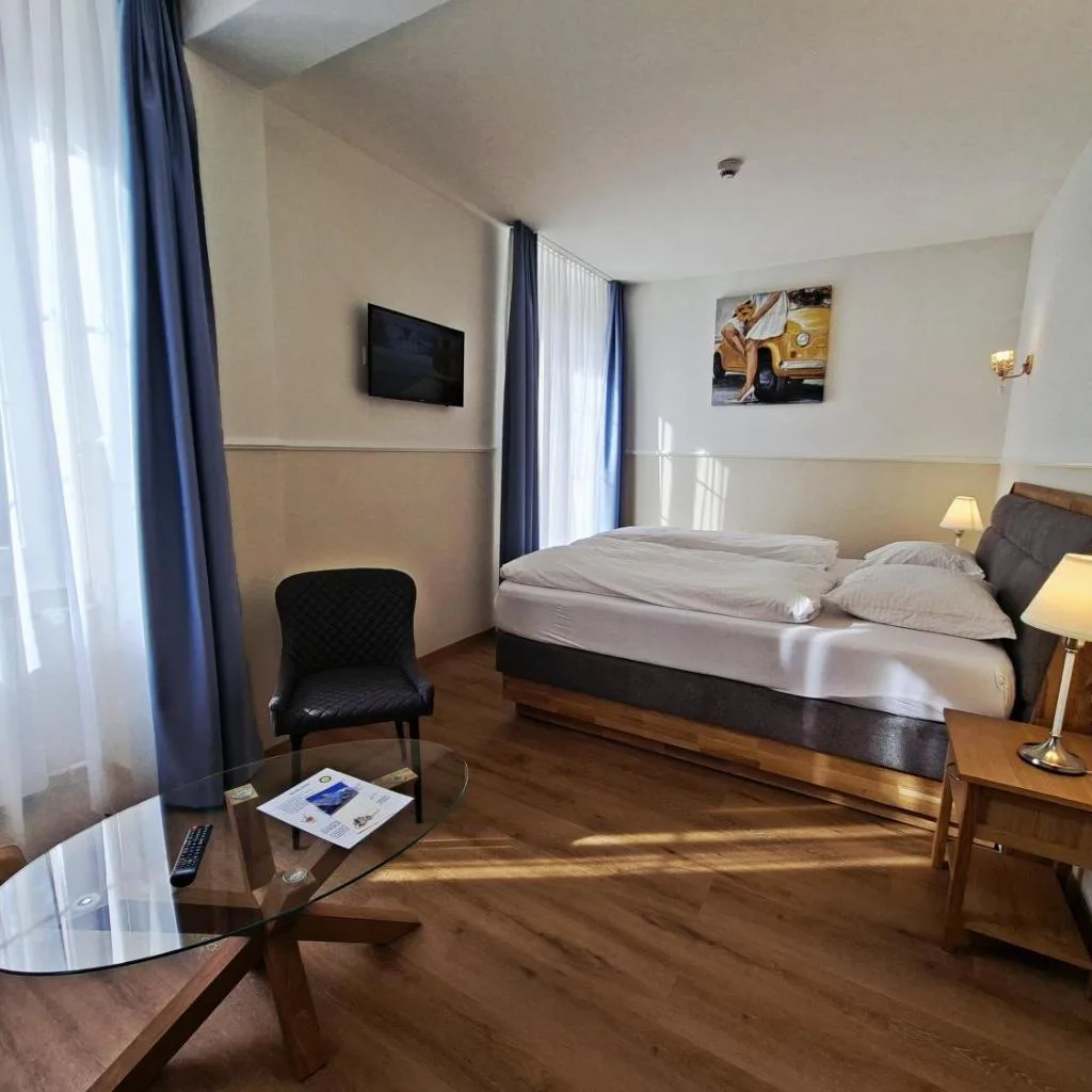 Hotel Central Continental - صورة 8