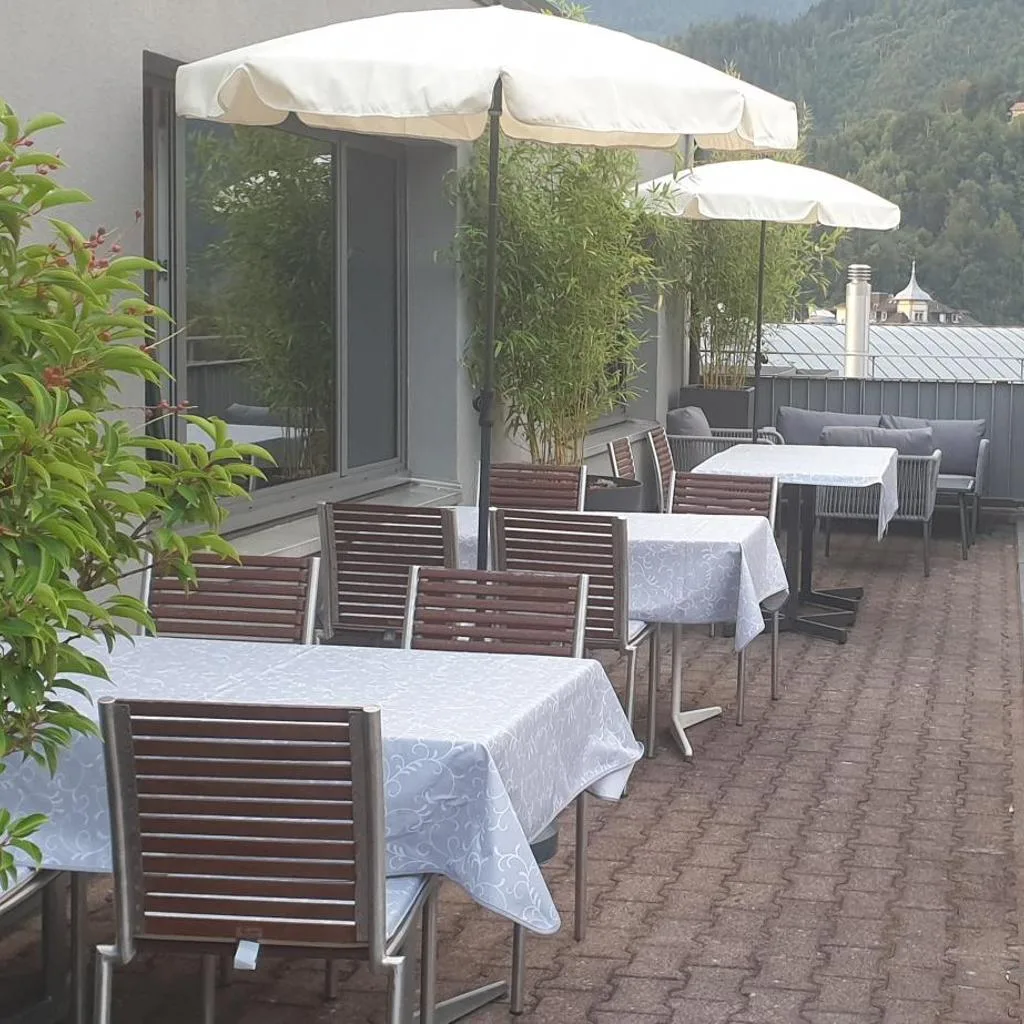 Hotel Merkur - West Station - صورة 16