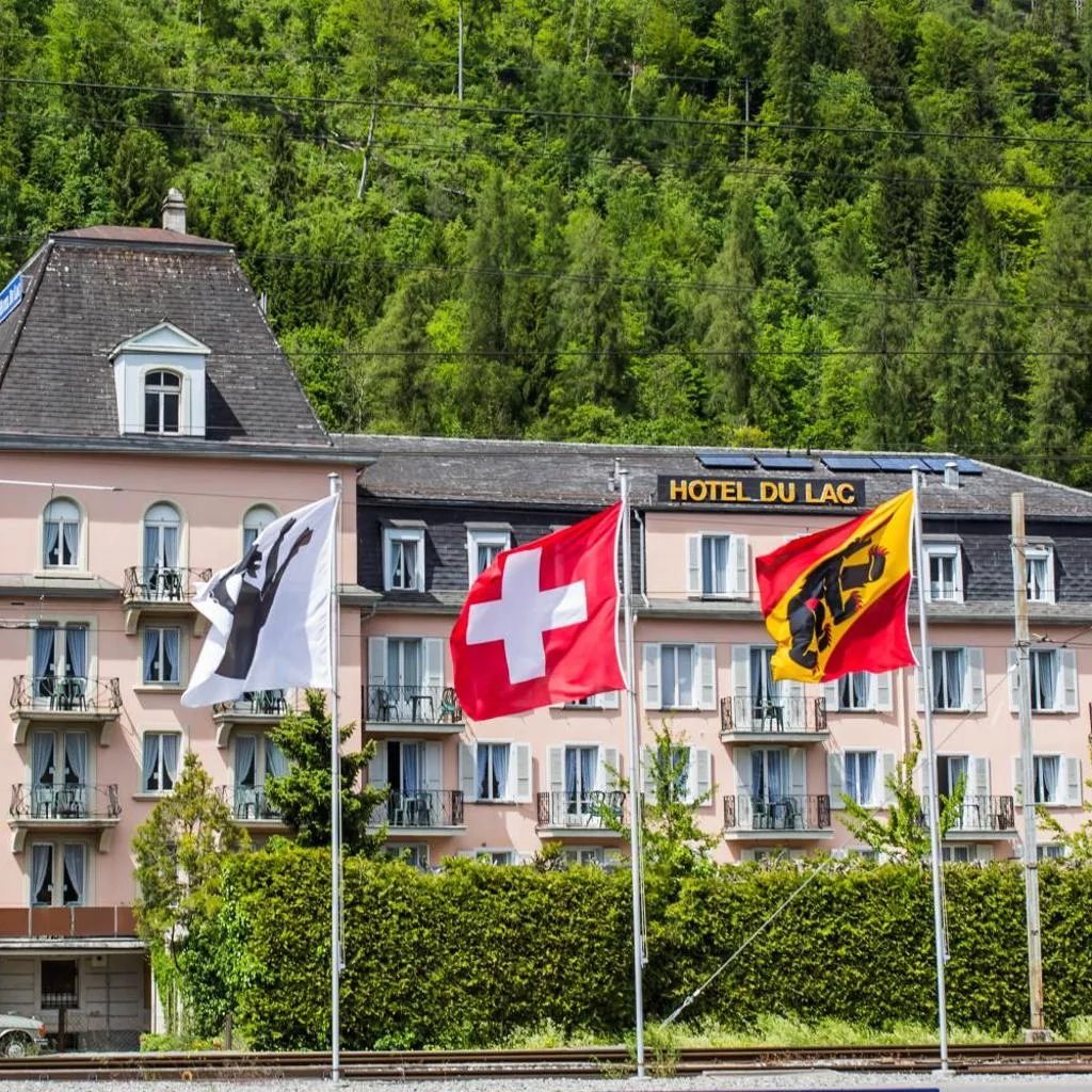 Hotel Du Lac - صورة 2