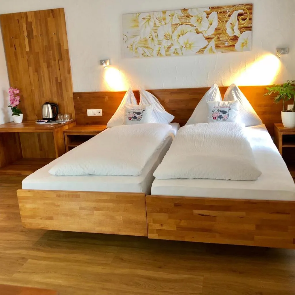 Hotel Toscana - صورة 2