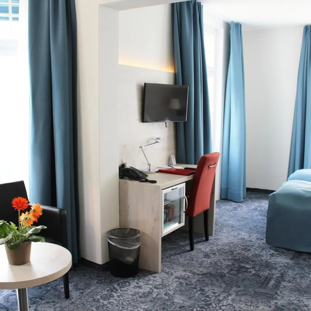 Hotel Restaurant Bellevue au Lac - صورة 18